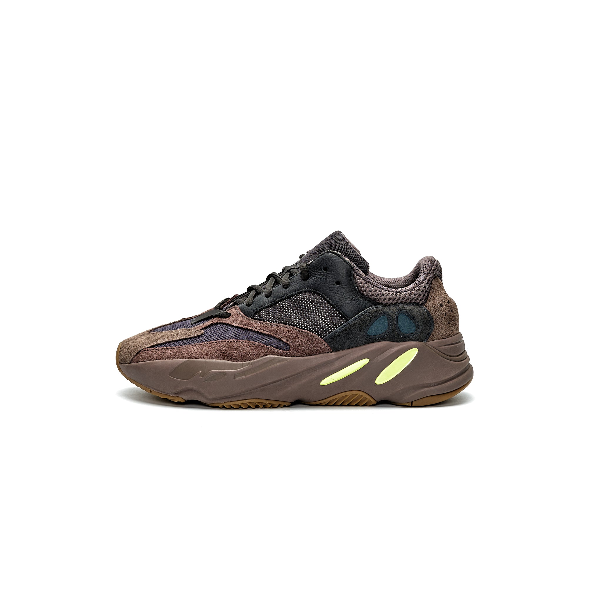 Yeezy boost best sale 700 mauve uk